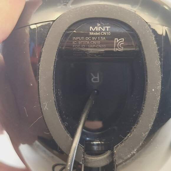 Mint Raindrop Bluetooth speakers - Picture 6 of 6